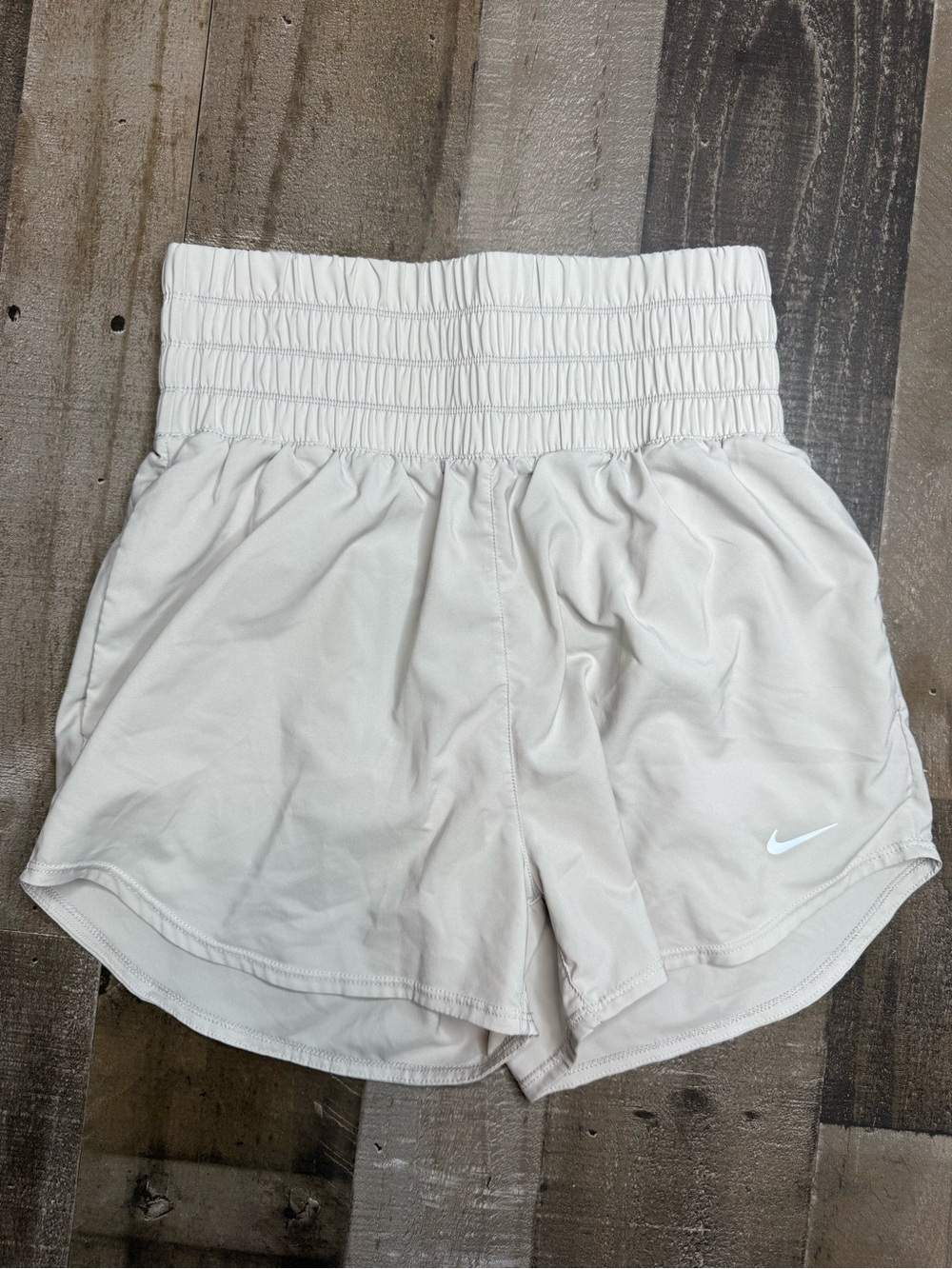 Nike Women’s High-Waist Light Beige Athletic Shorts Small
